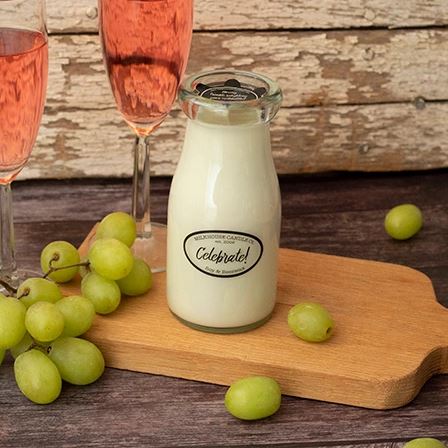 MILKHOUSE CANDLE Γιορτάστε! αρωματικό κερί MILKBOTTLE (227 g)