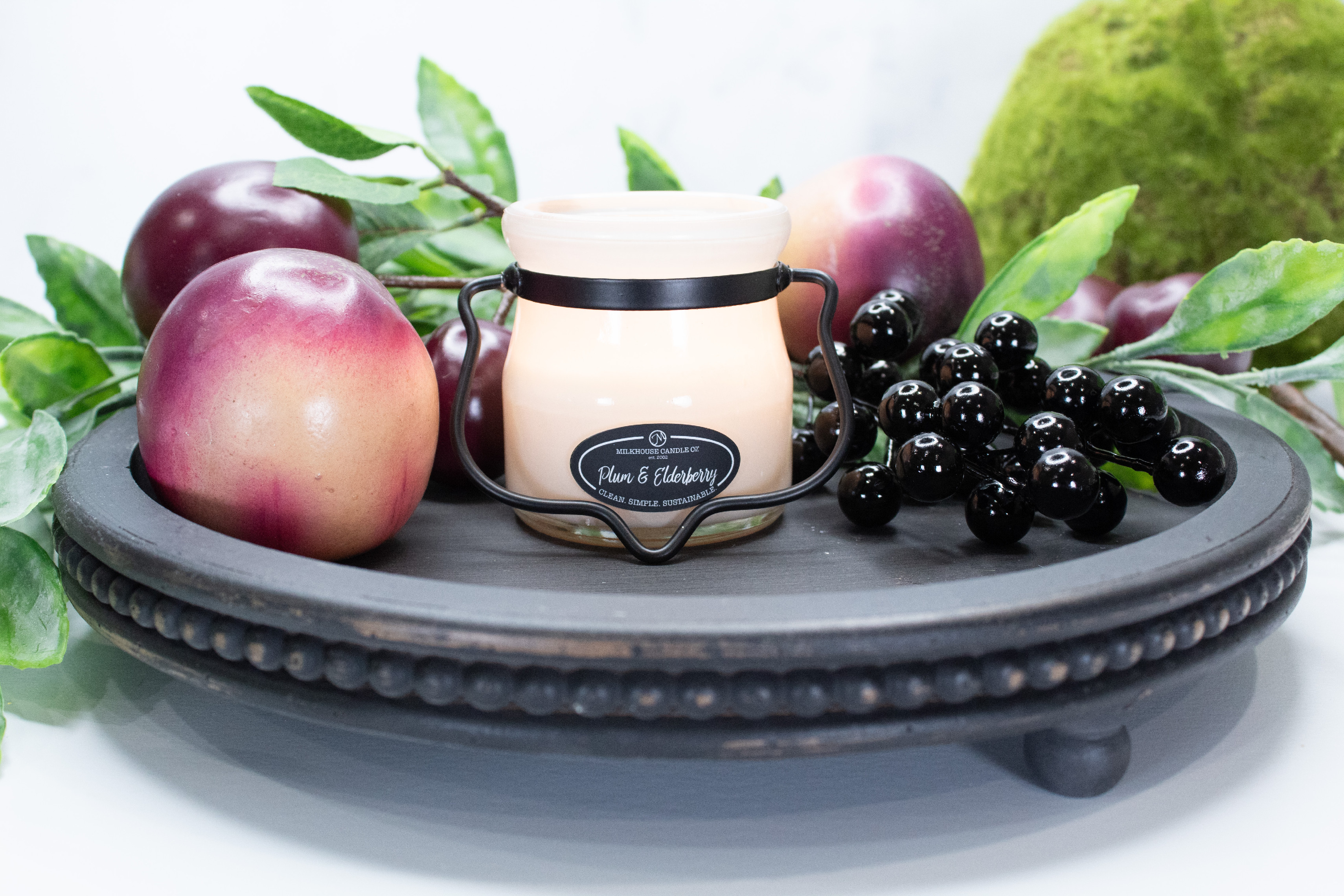 MILKHOUSE CANDLE Αρωματικό κερί Plums & Elderberry CREAM JAR (142 g)